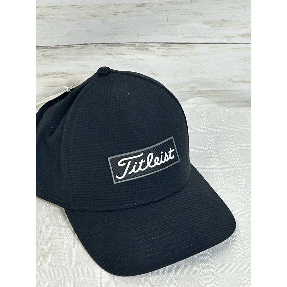NEW! Titleist Hat Cap Snap Back Mens One Size Black Mesh Oceanside Black White